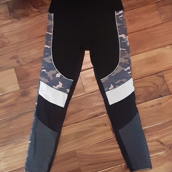 PINK Victoria's Secret Pants - PINK leggings